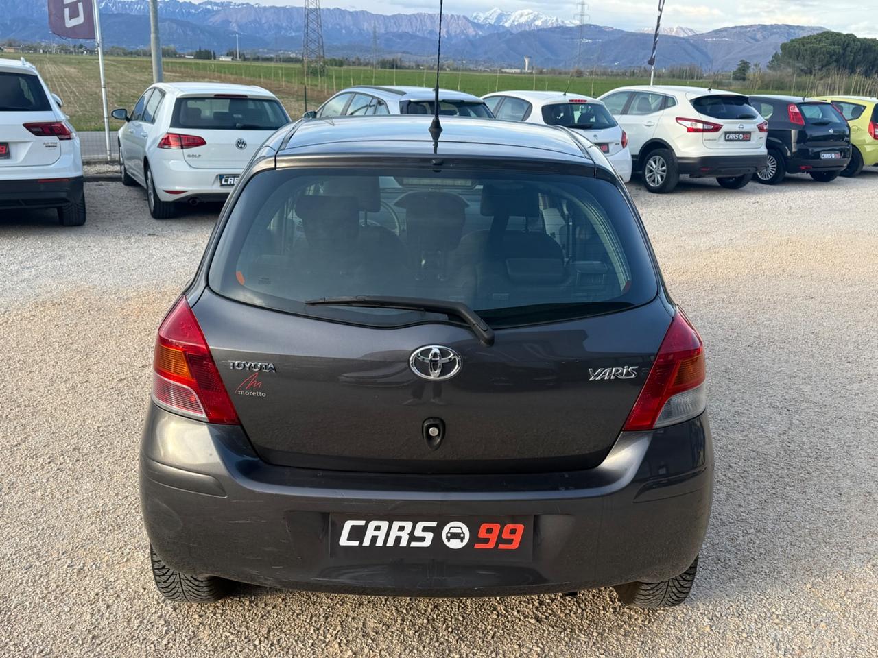 Toyota Yaris 1.0 5 porte Luxury pack