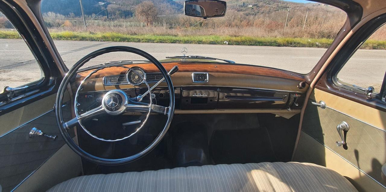 Mercedes 190 PONTON