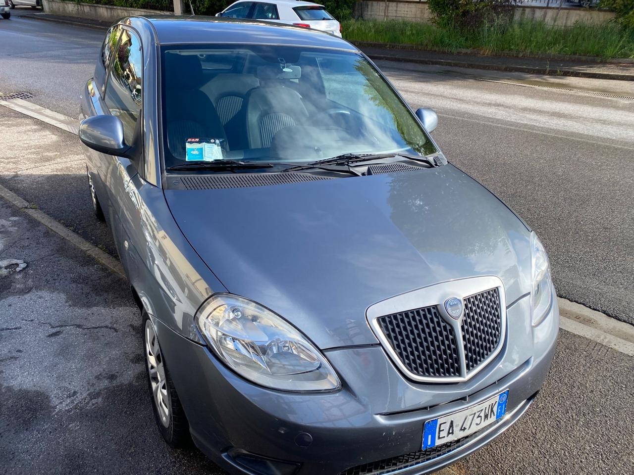 Lancia Ypsilon 1.4 Argento Ecochic GPL ok neopatentati
