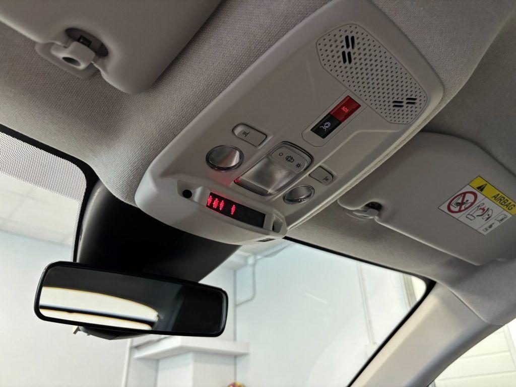 Citroen C4 1.5 Diesel EAT8 Max Automatico