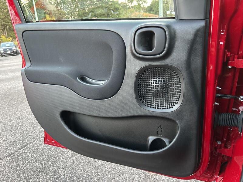 FIAT Panda New 1.0 70cv Hybrid Pandina