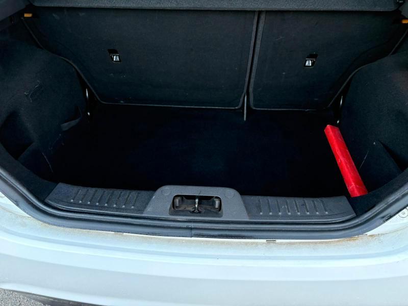 Ford Fiesta 5 Porte 1.2 BENZ 60 CV ADATTA A NEOPATENTATI