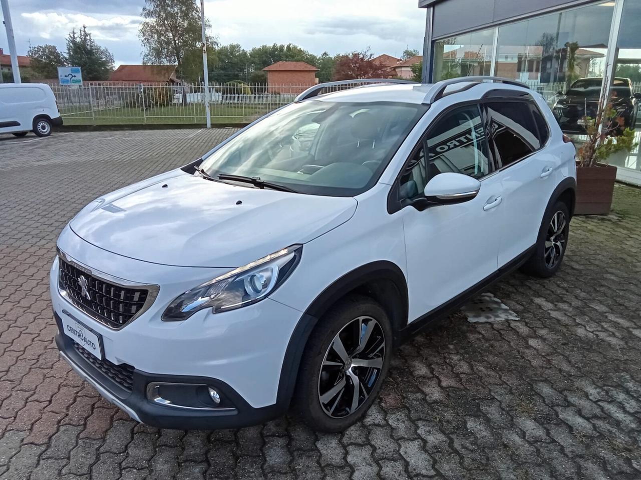 Peugeot 2008 BlueHDi 100 Allure