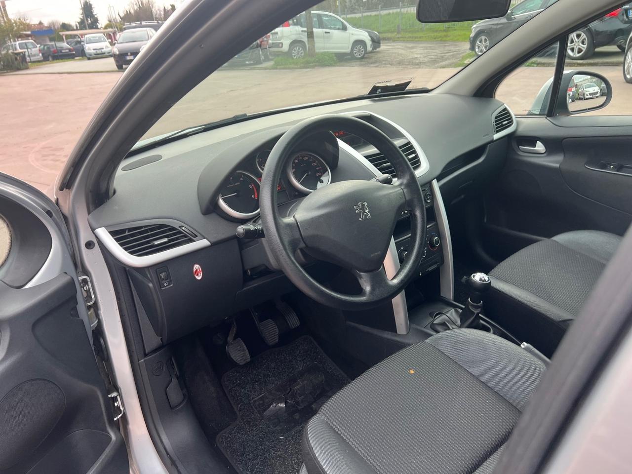 Peugeot 207 Plus 1.4 HDi 70CV 5 porte