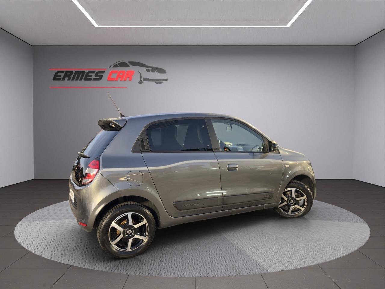 RENAULT TWINGO LIMITED PREZZO REALE CERCHI SENSORI LED FULL