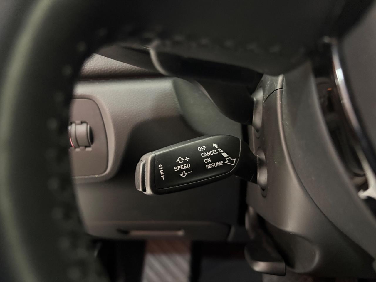 Audi Q3 2.0 TDI 120 CV Sport permuta e finanziamenti