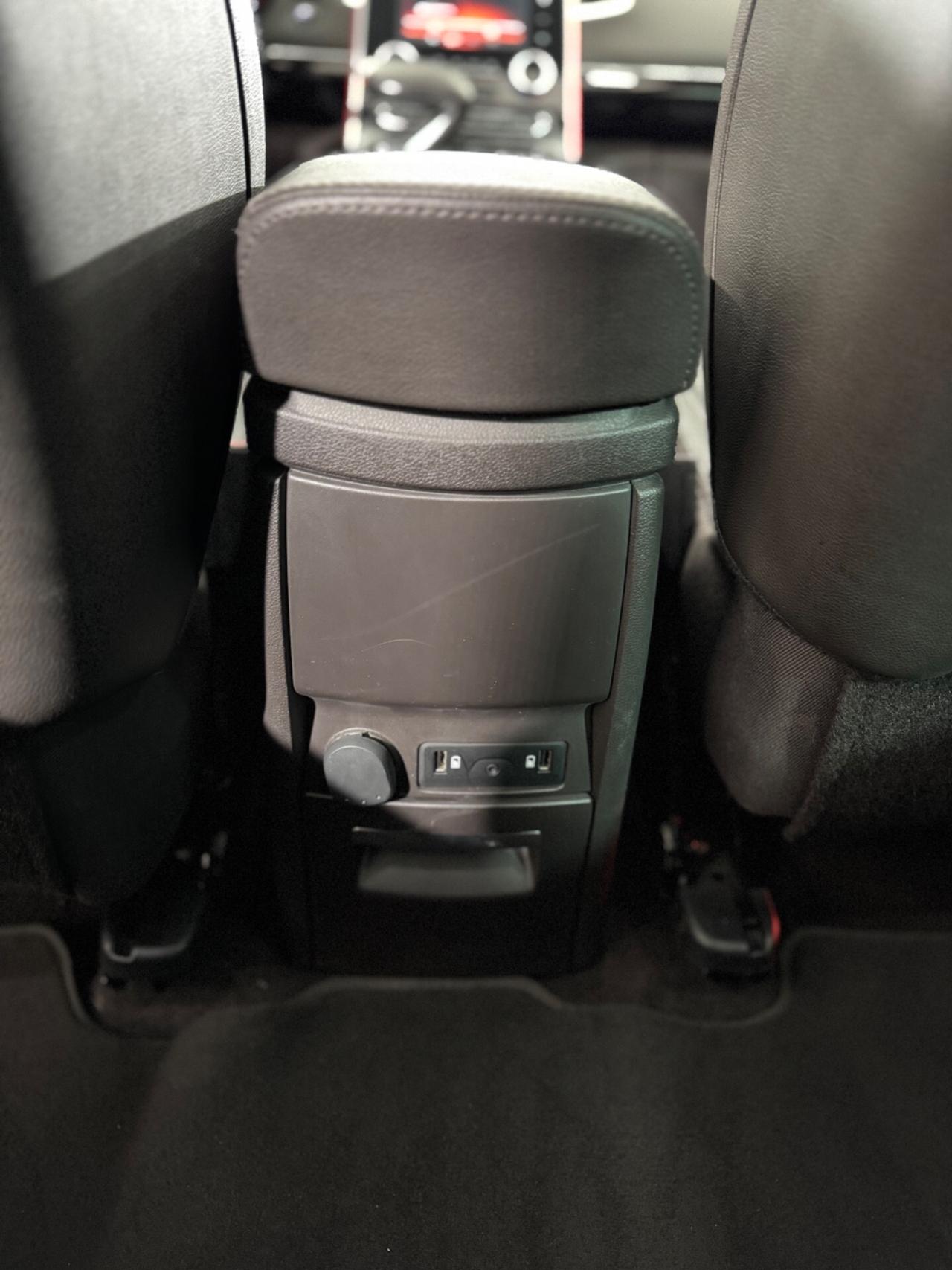 Renault Espace dCi 160CV EDC Energy Initiale Paris 4Control FULL OPTIONAL CRUISE ADATTIVO, SEDILI RISCALDATI, RETROCAMERA, TETTO APRIBILE E MOLTO ALTRO...