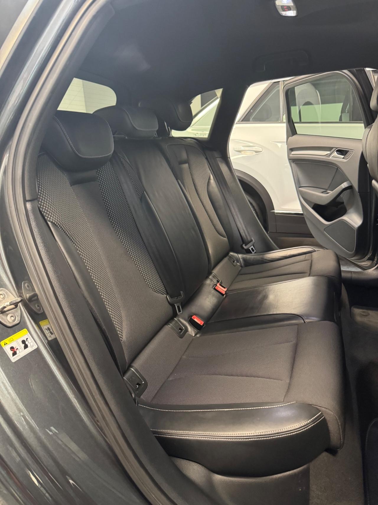 Audi A3 SPB 1.6 TDI 110 CV S-LINE FINANZIABILE