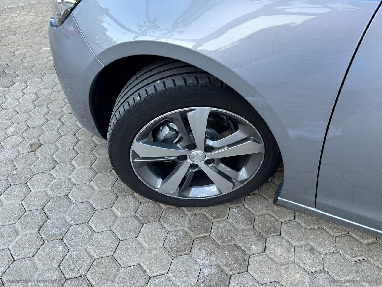 PEUGEOT 308 BlueHDi 130 S&S EAT8 SW Allure