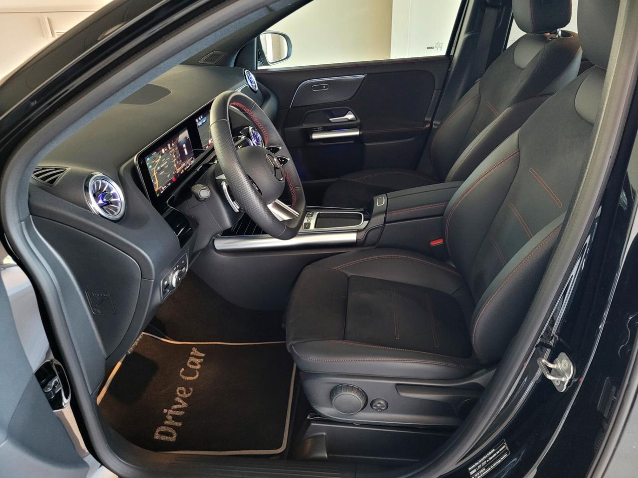 Mercedes-benz GLA 200 d AMG Line 8G-DCT LUCI AMBIENTE KEYLESS NAV