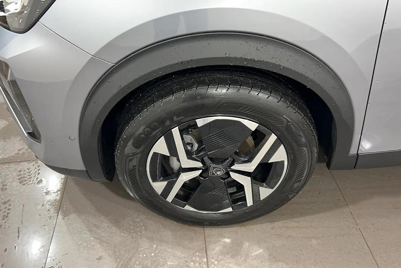 Peugeot 2008 PureTech 100 S&S Allure