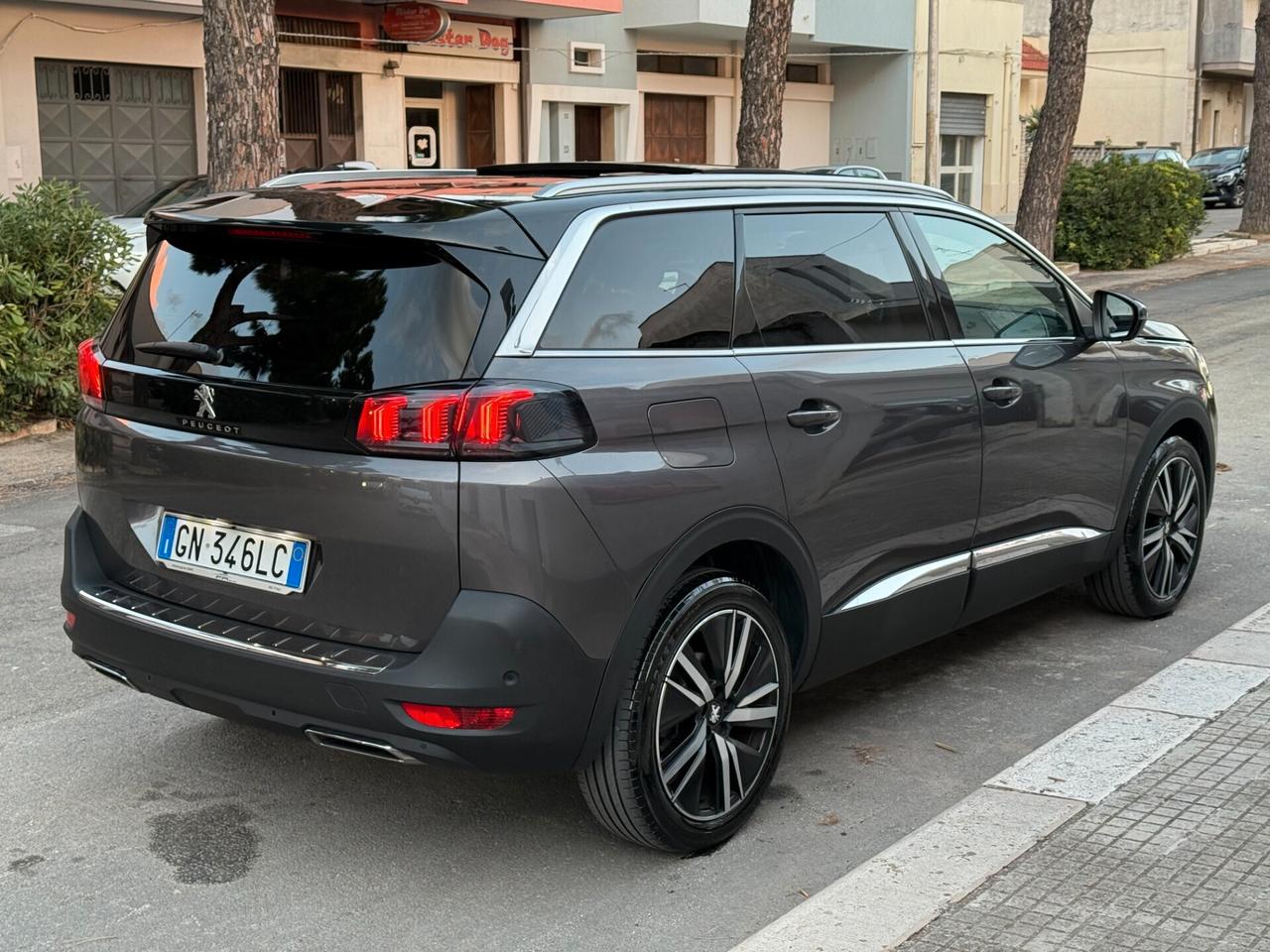 Peugeot 5008 BlueHDi EAT8 7POSTI GT TETTO LED 2023