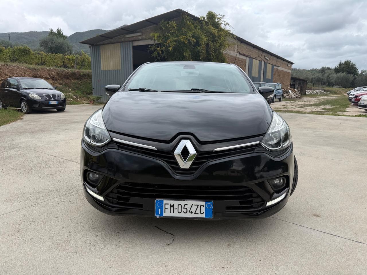 Renault Clio dCi 8V 75 CV 5 porte Duel