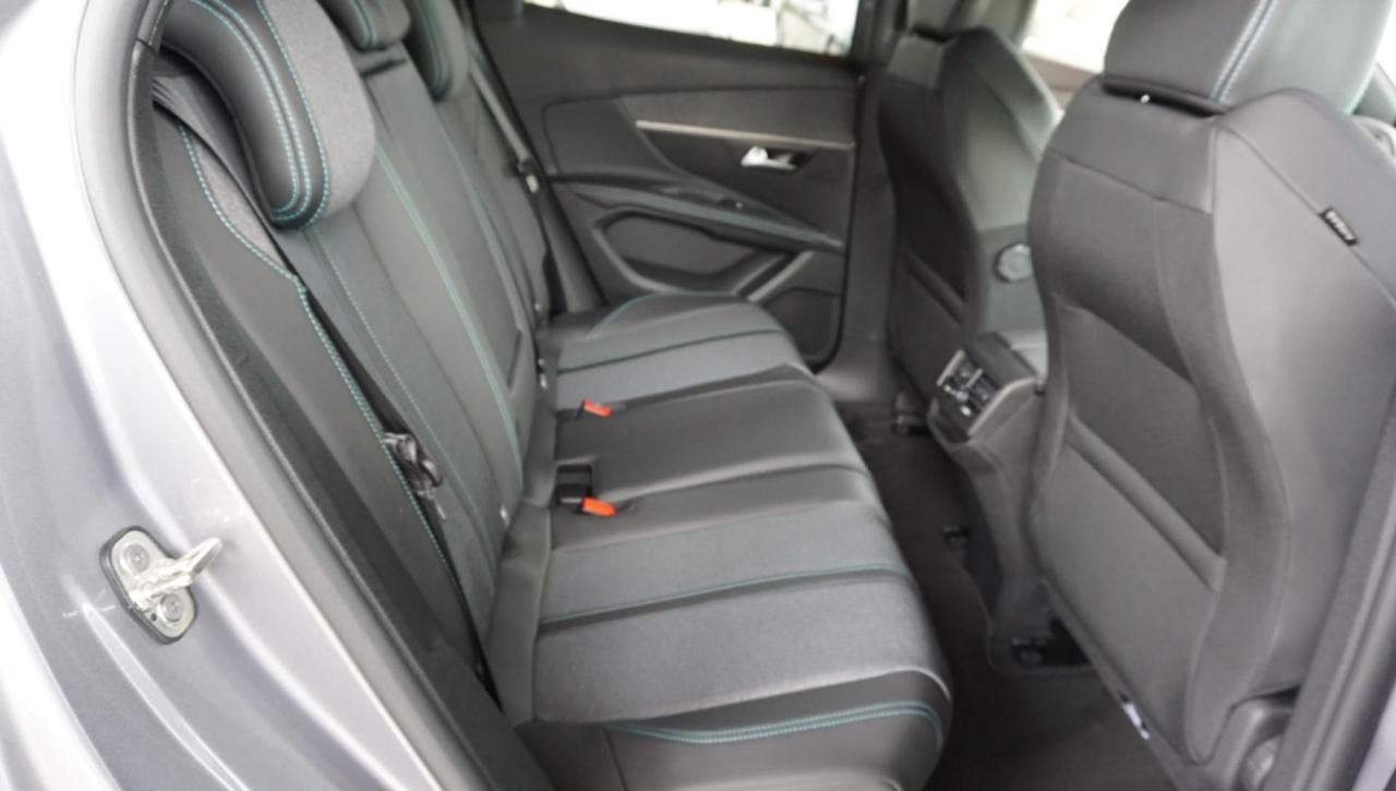 Peugeot 3008 BlueHDi 130 S&S EAT8 Allure Pack