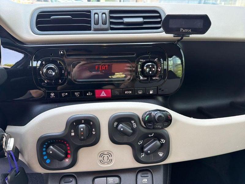 FIAT Panda 0.9 TwinAir Turbo Natural Power Lounge