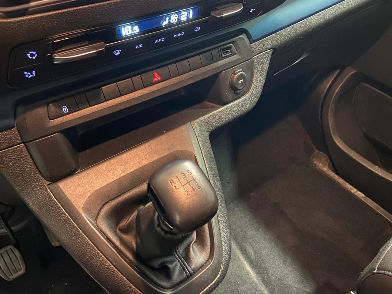 Peugeot Traveller BlueHDi 115 S&S Long Active 8 Posti