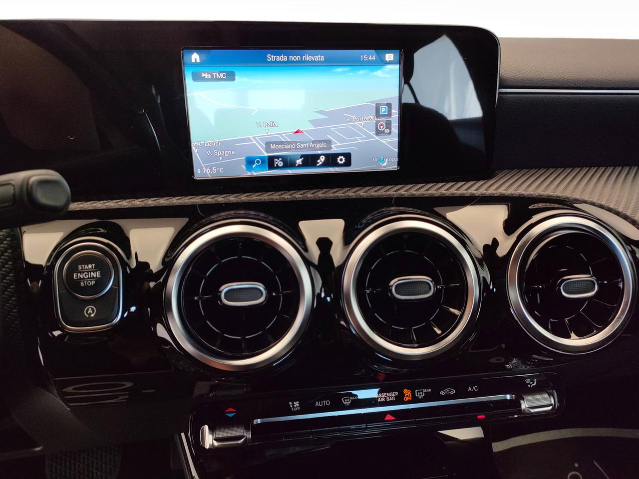 Mercedes-Benz Classe A - W177 2018 - A 180 d Business Extra auto