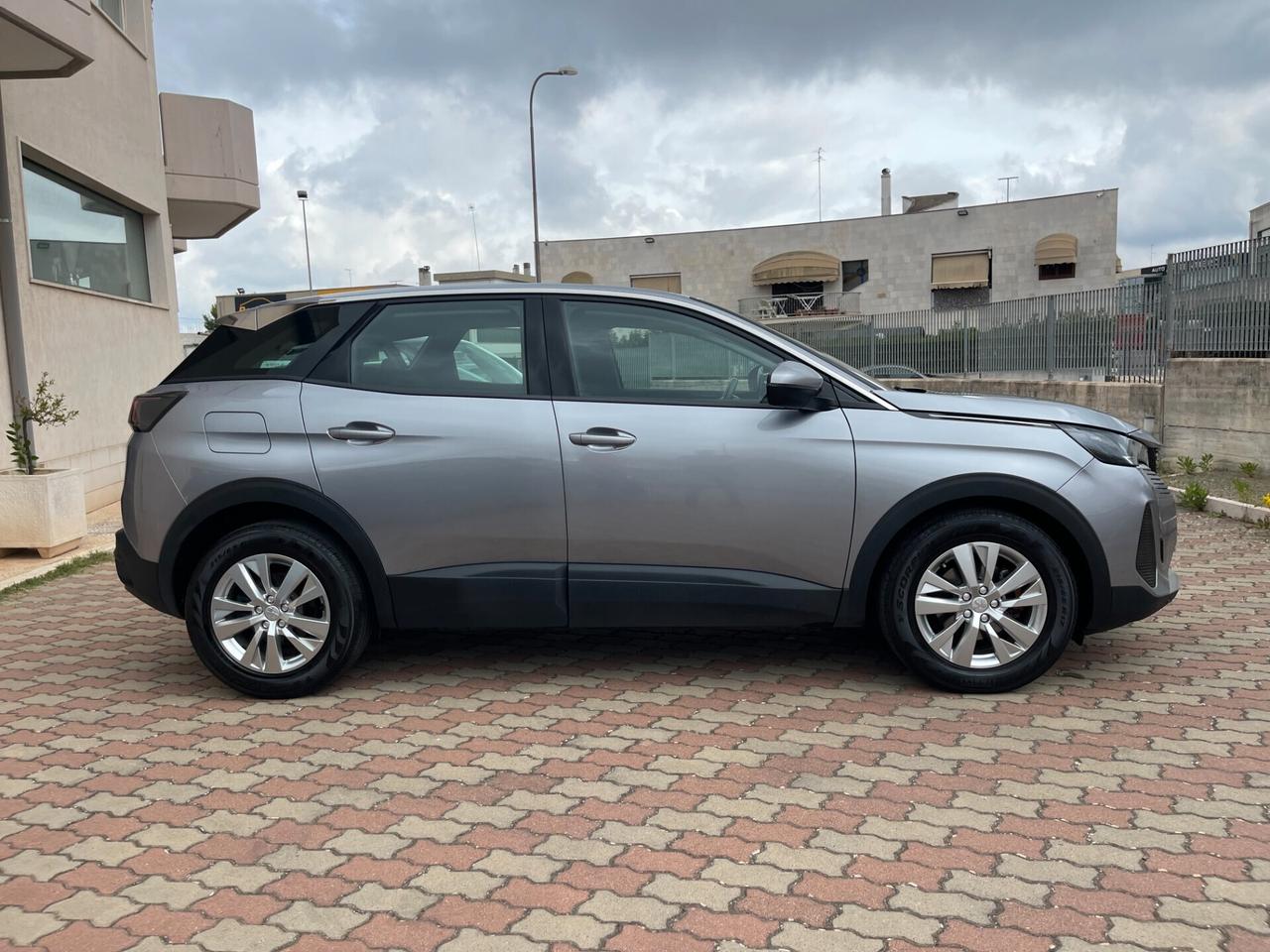 Peugeot 3008 BlueHDi 130 S&S EAT8 Active Business