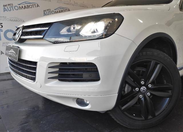 Volkswagen Touareg 3.0 V6 tdi Executive TETTO! FARI A LED!