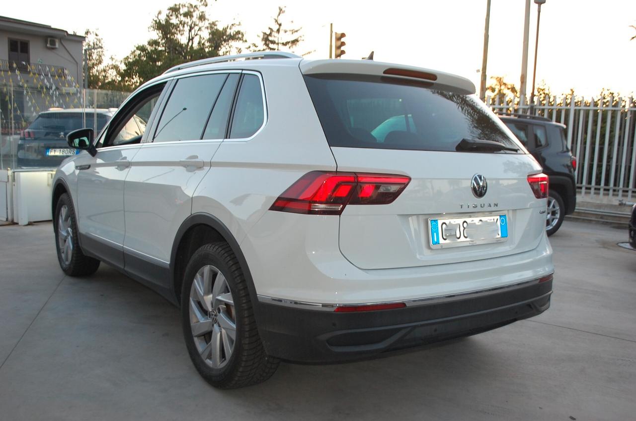 Volkswagen Tiguan 2.0 tdi Elegance 150CV DSG 4Motion Uff Italy Led