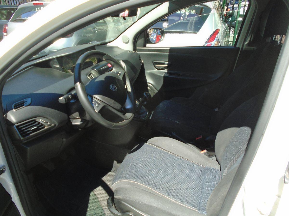 Ypsilon'15 1.2 8V S Momodes. 87000 km E6 OK NEOP