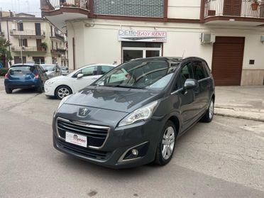 Peugeot 5008 1.6 HDi 115CV Allure