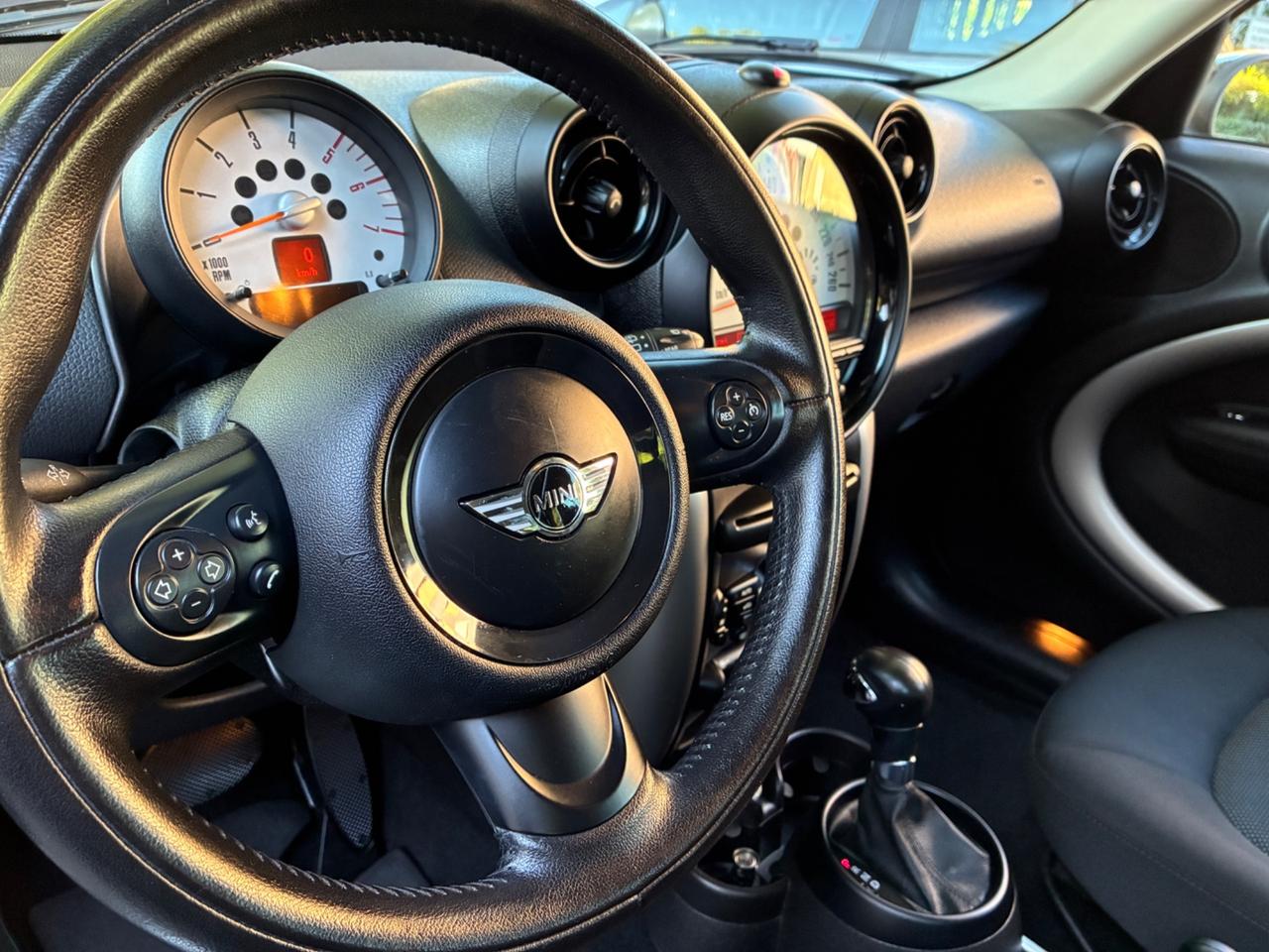 Mini Cooper D Countryman 2.0 AL 4