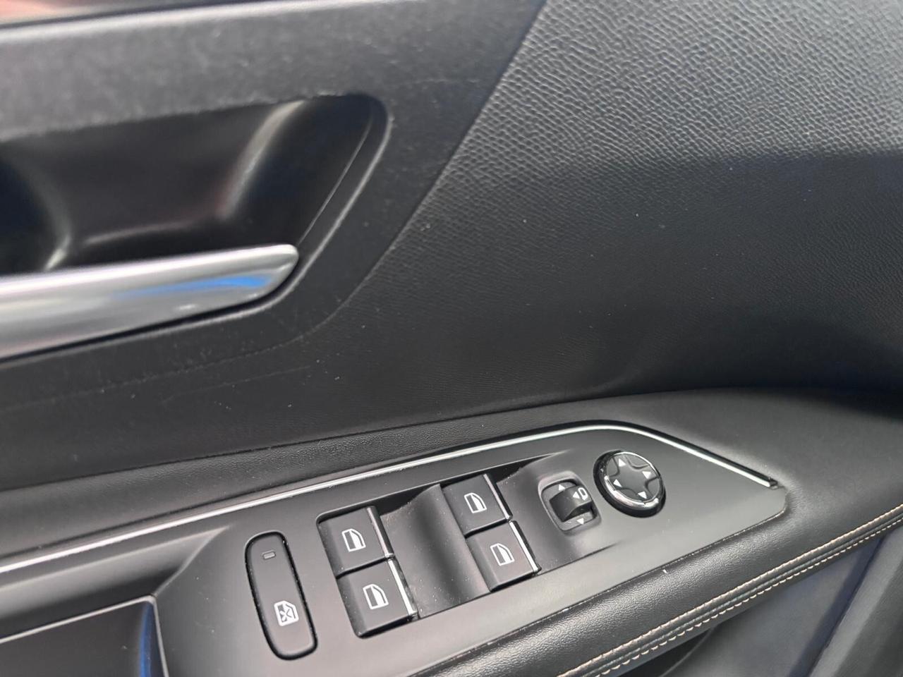 PEUGEOT 3008 GT-LINE 1.5 TAGLIANDI UFFICIALI LED-NAVI