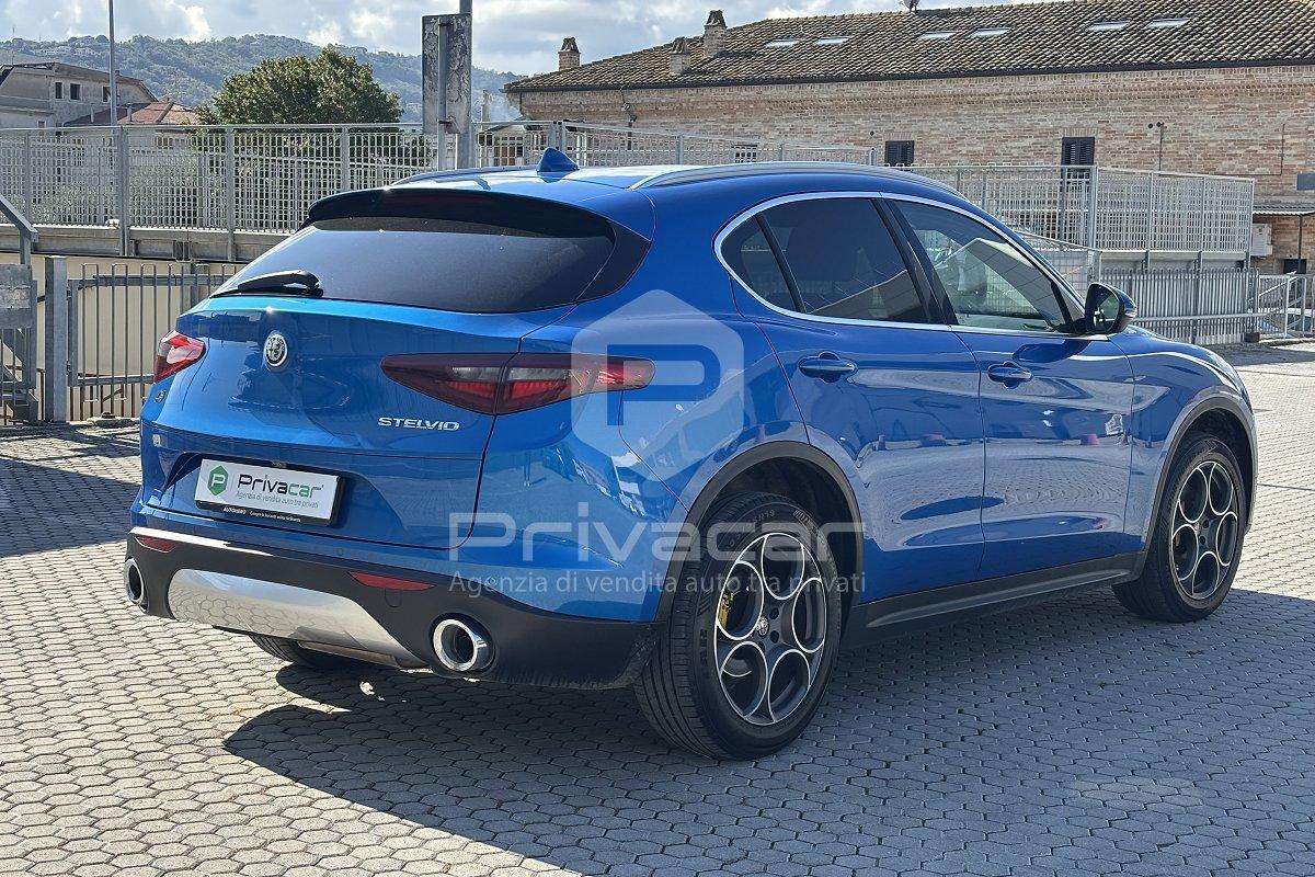 ALFA ROMEO Stelvio 2.2 Turbodiesel 210 CV AT8 Q4 Executive