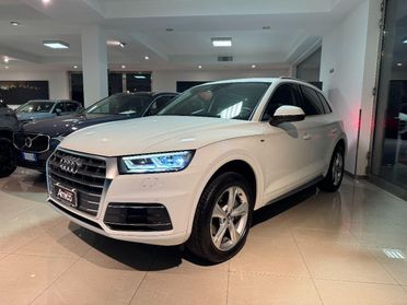 AUDI Q5 2.0 TDI S-line 190CV quattro S-tronic Cokpit