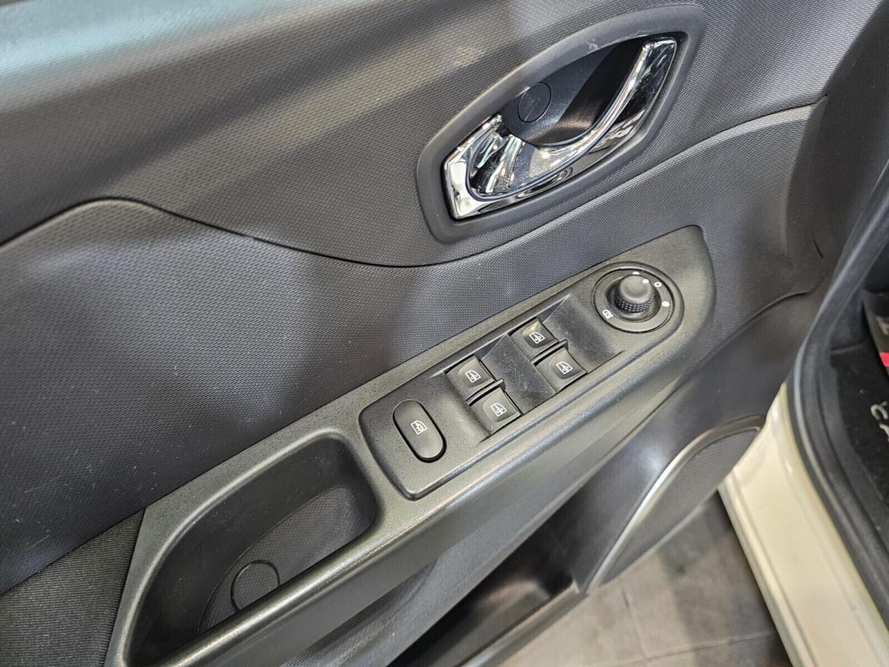 Renault Captur 1.5 dCi 90 CV (98.000KM CERTIFICATI)