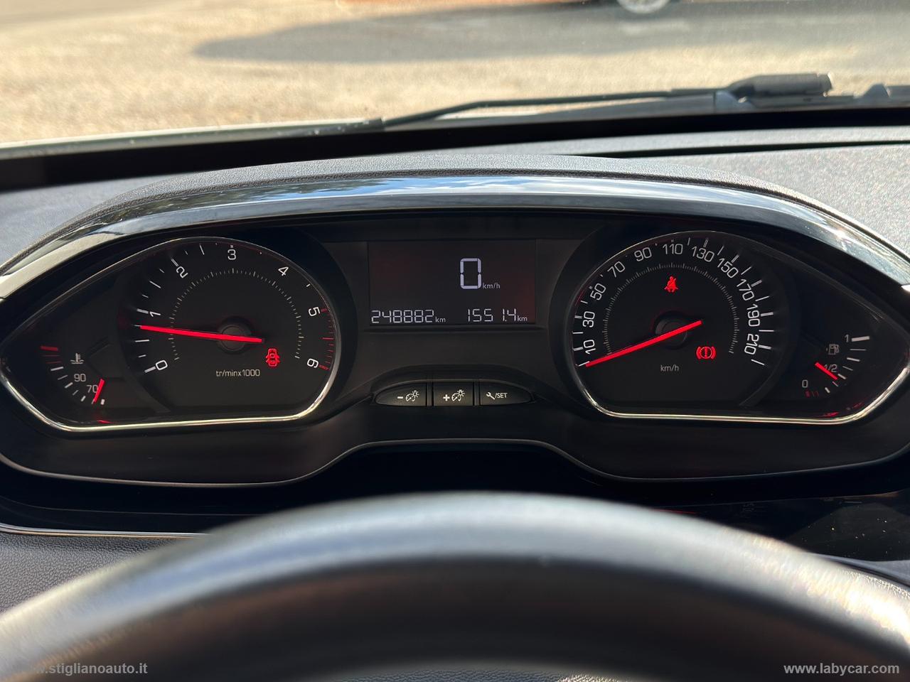 PEUGEOT 208 1.4 HDi 68 CV 5p. Business