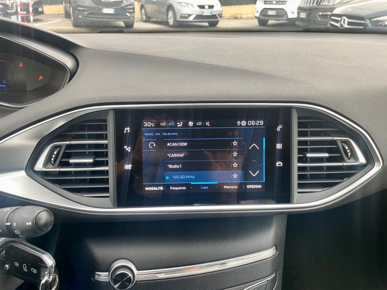 Peugeot 308 BlueHDi 130cv 6m 2021
