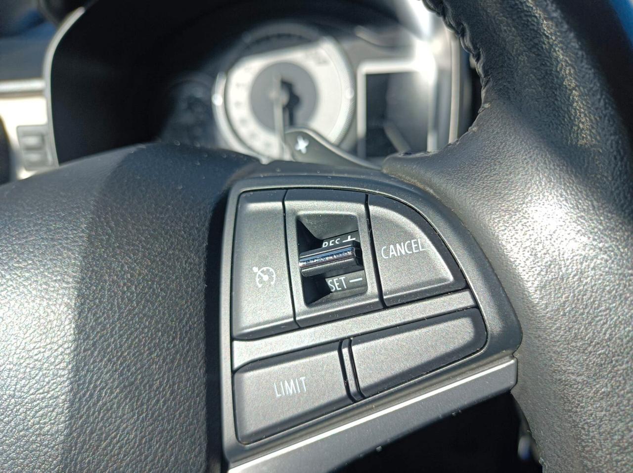 Suzuki Ignis 1.2 Hybrid Top