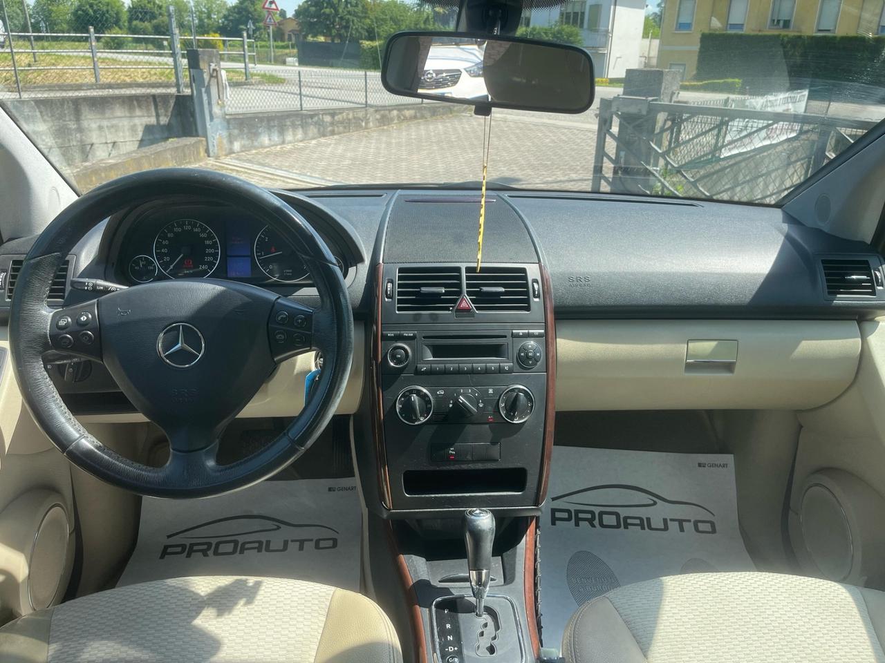 Mercedes-benz A 170 Avantgarde Cambio A/T NEOPATENTATI