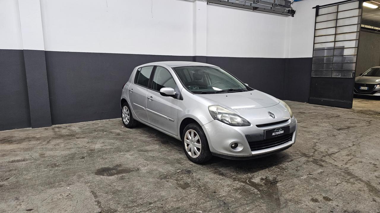 Renault Clio 1.2 16V 5 porte Dynamique