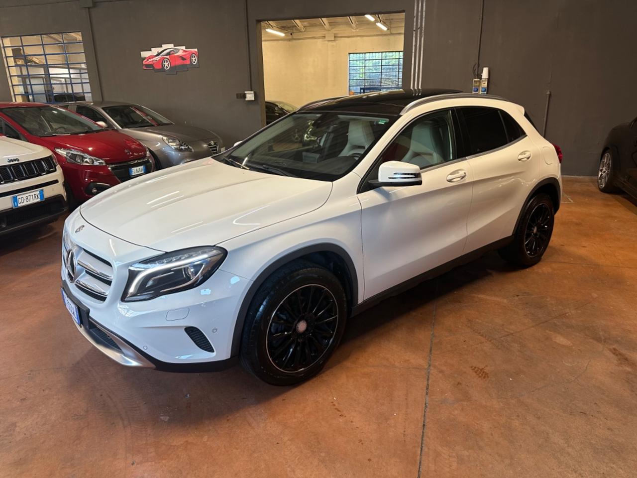 Mercedes-benz GLA 220 d Automatic 4Matic Premium
