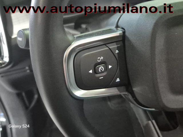 VOLVO XC40 T5 Recharge Plug-in Hybrid Inscription Expression