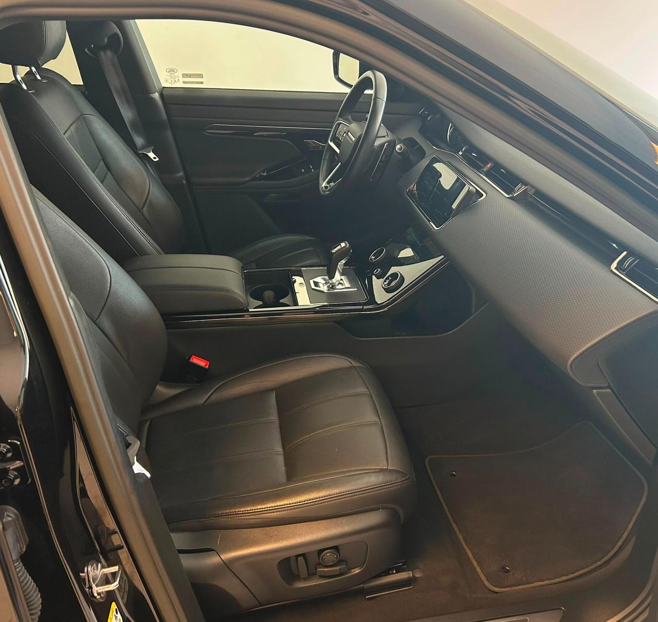 Land Rover Range Evoque 1.5 I3 PHEV 300 CV AWD Auto SE