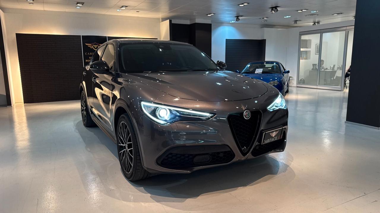 Alfa Romeo Stelvio 2.2 190CV RWD - 2021