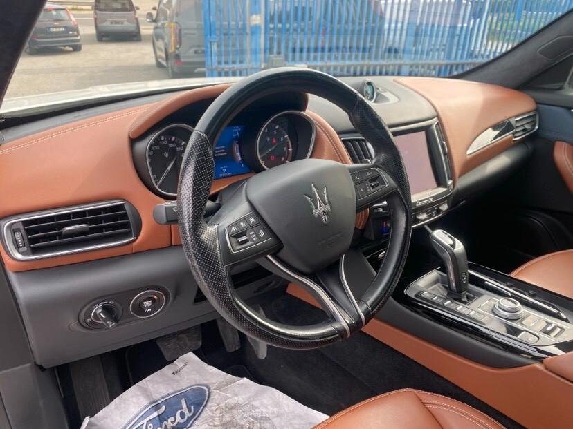 Maserati Levante V6 430 CV S Granlusso