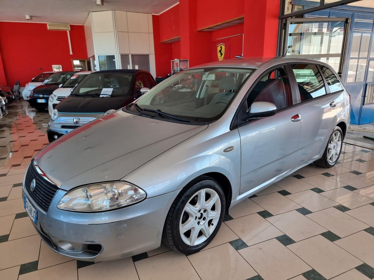 Fiat Croma 1.9 Multijet Emotion