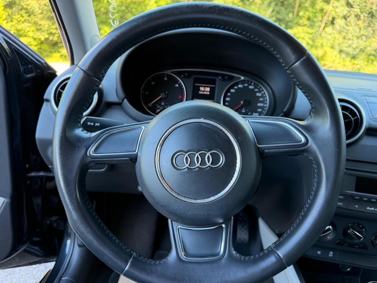 Audi A1 1.6 TDI 105 CV Ambition Neopatentati