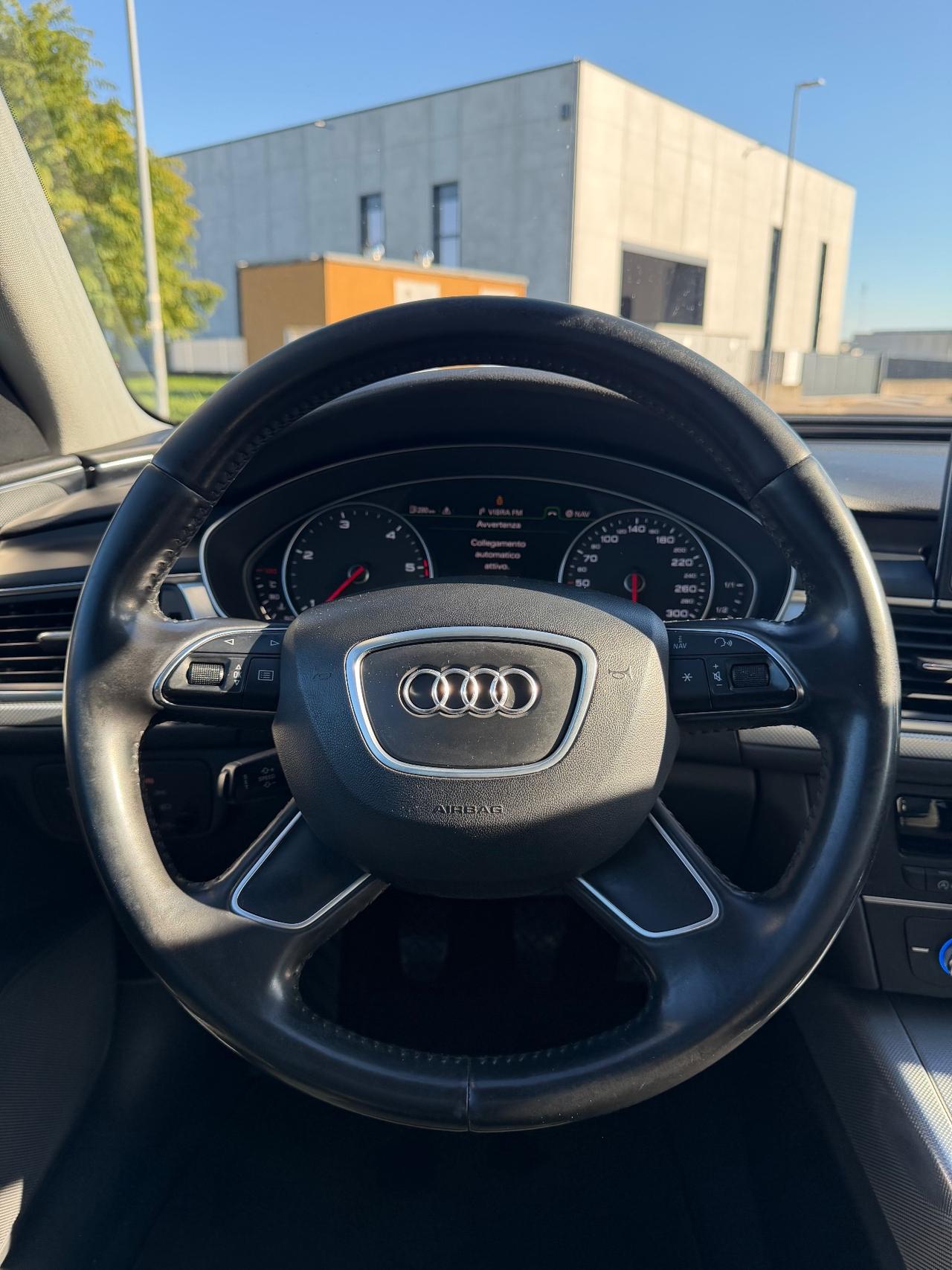 Audi A6 .