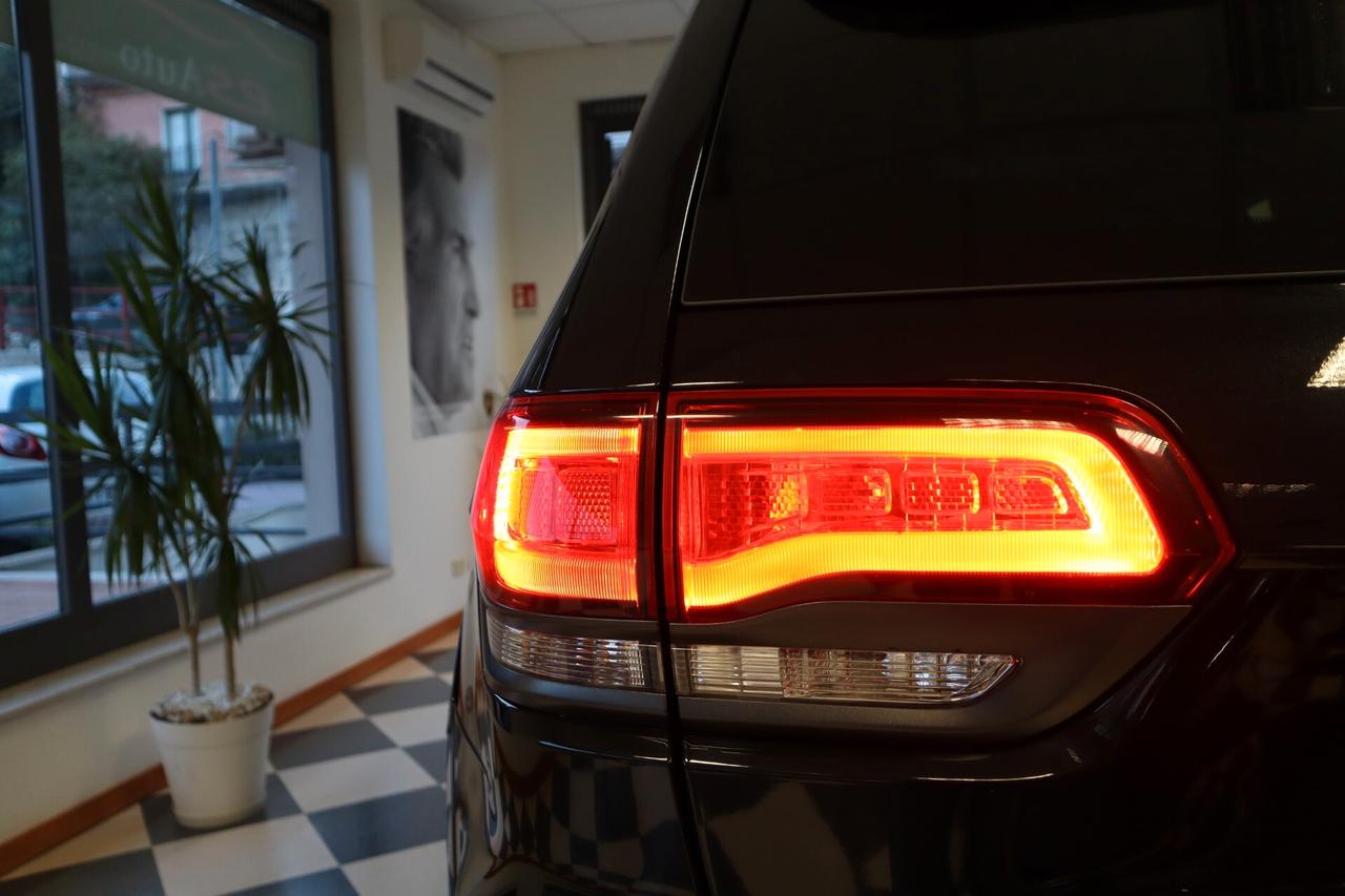 Jeep Grand Cherokee 3.0 V6 CRD 250 Multijet II S Model