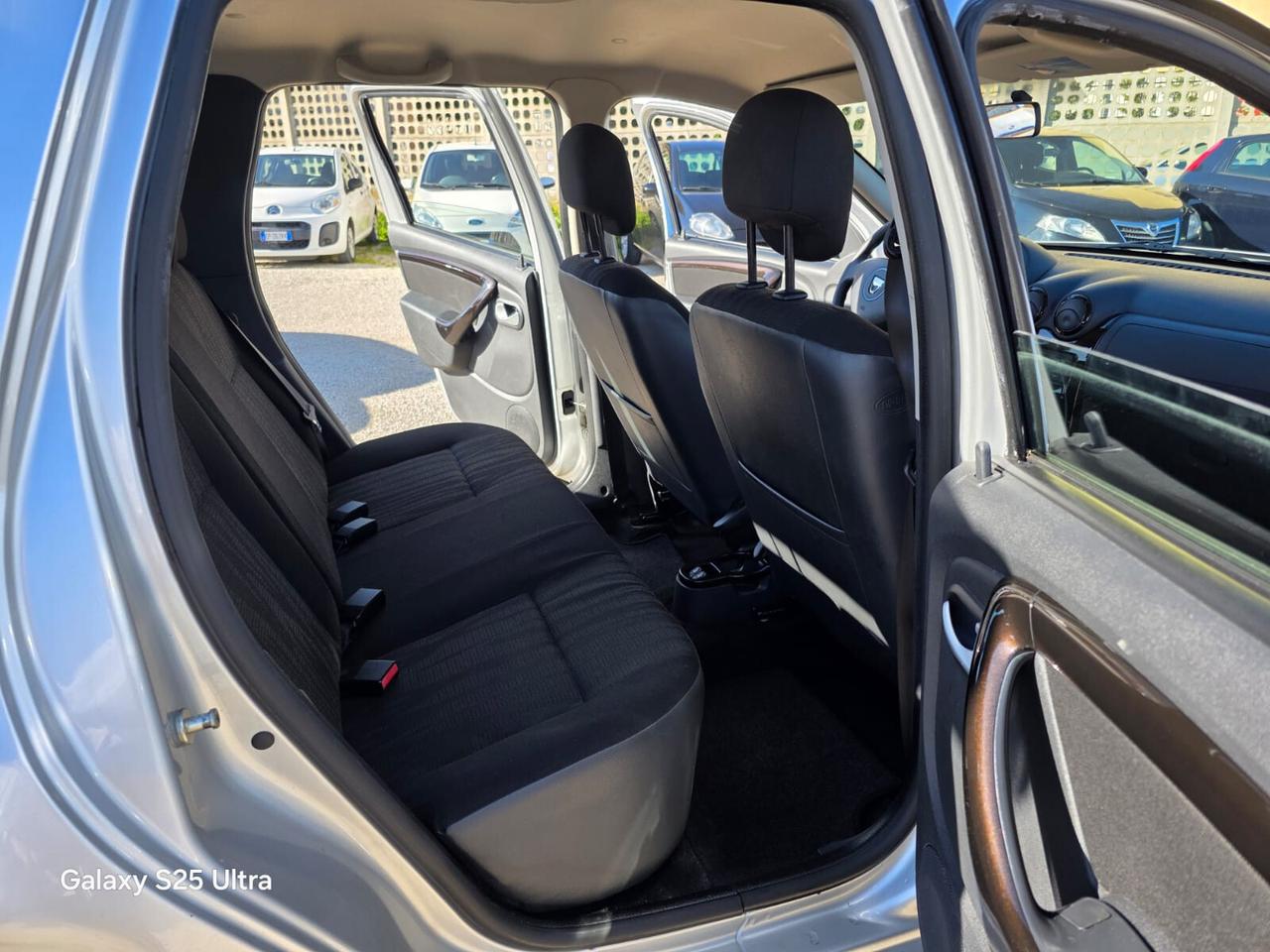 Dacia Duster 1.5 dCi 110CV 4x4 Lauréate 2012