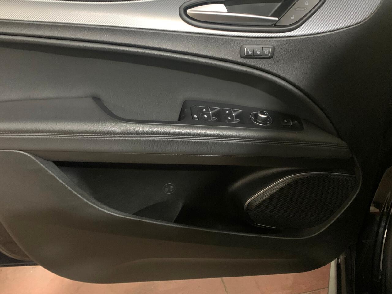 Alfa Romeo Stelvio 2.2 Turbodiesel 210 CV AT8 Q4 Executive