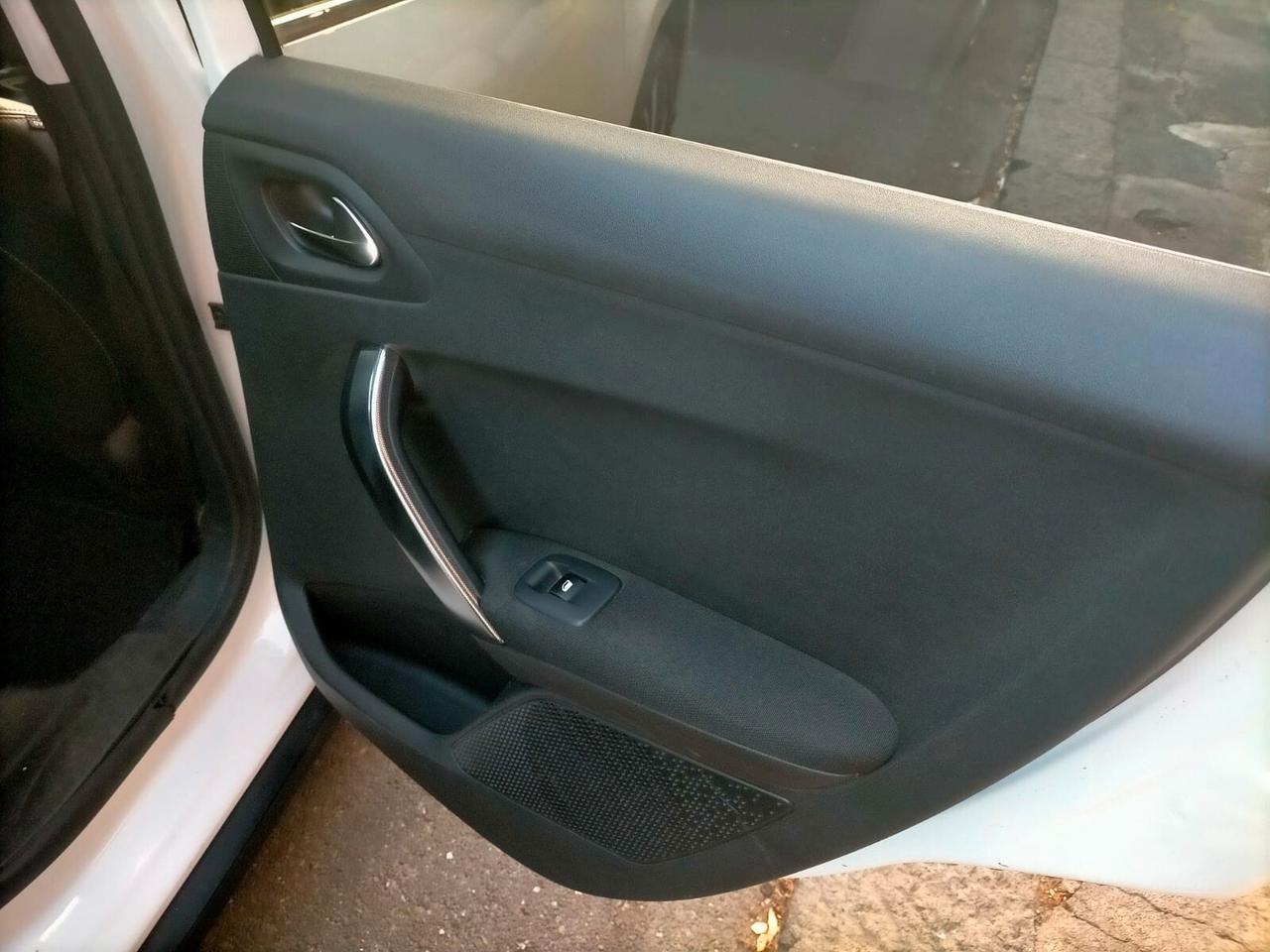Peugeot 2008 BlueHDi 100 Allure
