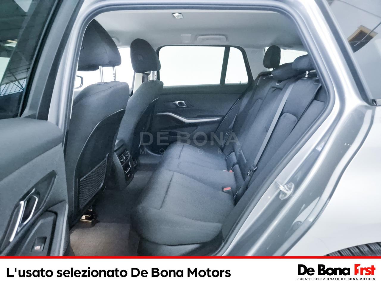 BMW Serie 3 320d touring mhev 48v xdrive auto
