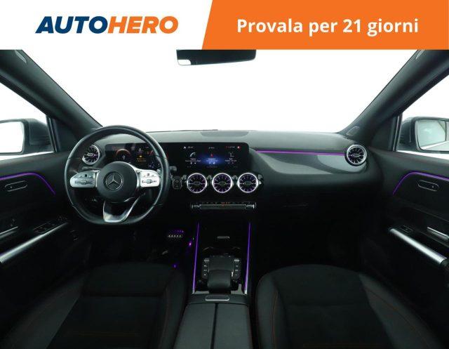 MERCEDES-BENZ GLA 200 Automatic Premium